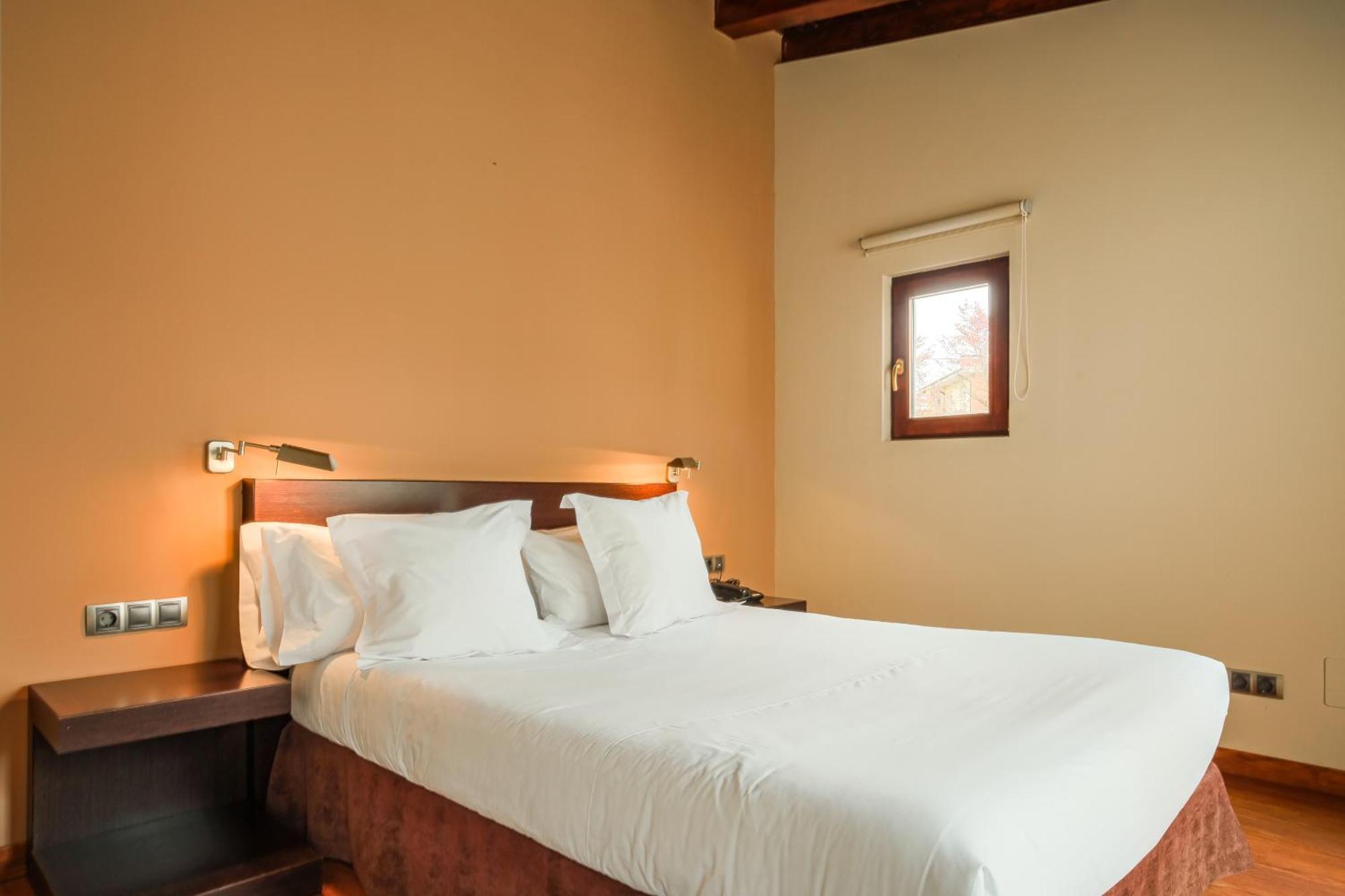 Indiana Boutique Hotel Llanes Exterior photo